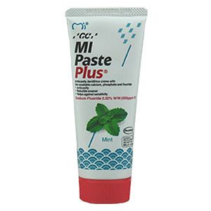 MI Paste Plus Strawberry Flavor with Recaldent 40 Gram